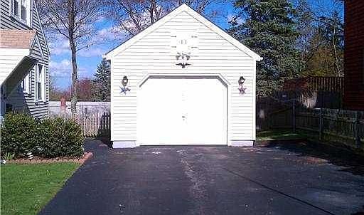5th image of 36 Greenway Dr