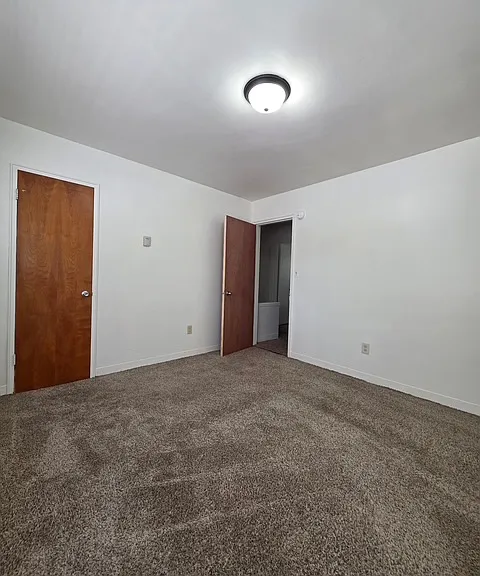 710 8th Ave N #710 — Photo 5