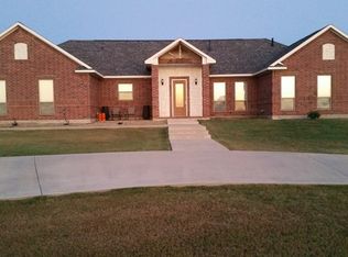 32 County Road 3632, Lindsay, TX 76250