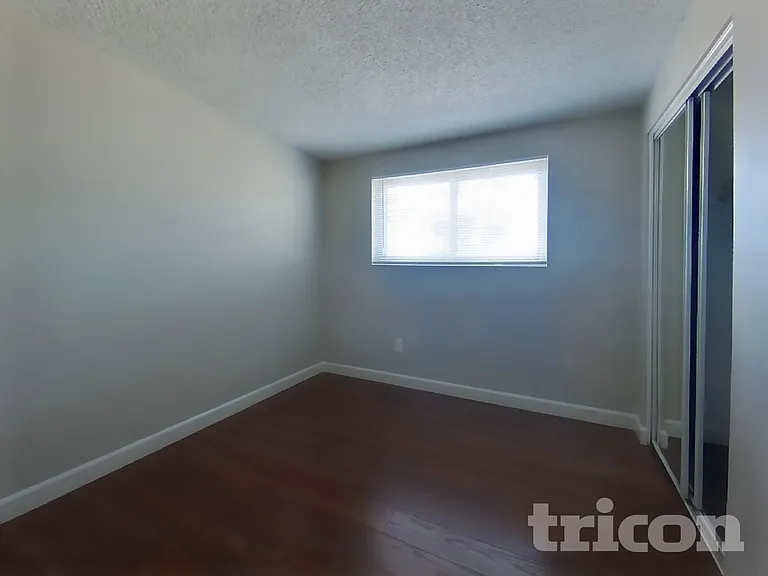2932 W Caribbean Ln — Photo 13