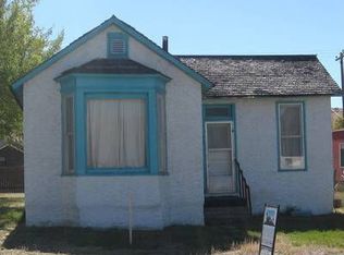 640 W State St, Rawlins, WY 82301