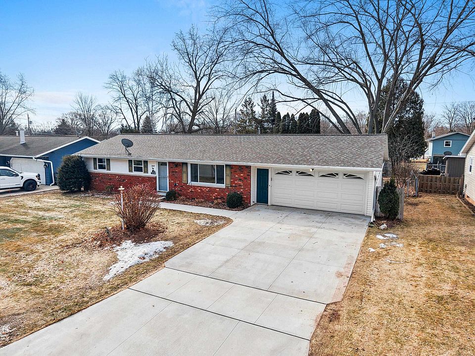 1st image of 1403 Ponderosa Ave