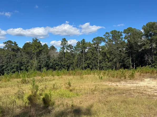 13350 Wash Fayard Rd, Biloxi, MS 39532