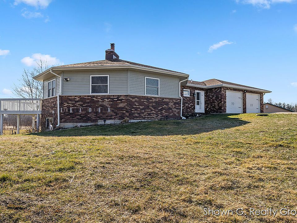 2160 Cleveland St E, Coopersville, MI 49404 Zillow