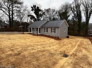 908 Burton St, Eden, NC 27288