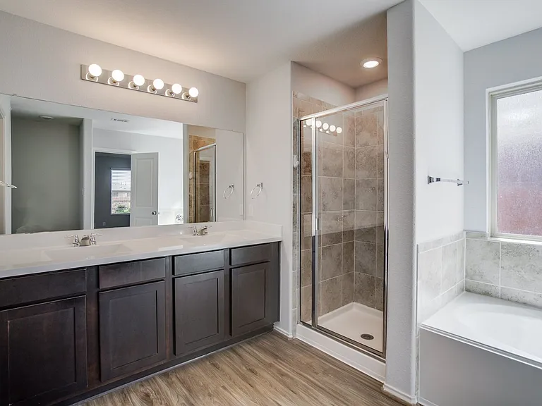 3352 Lauren Nicole Ln — Photo 18