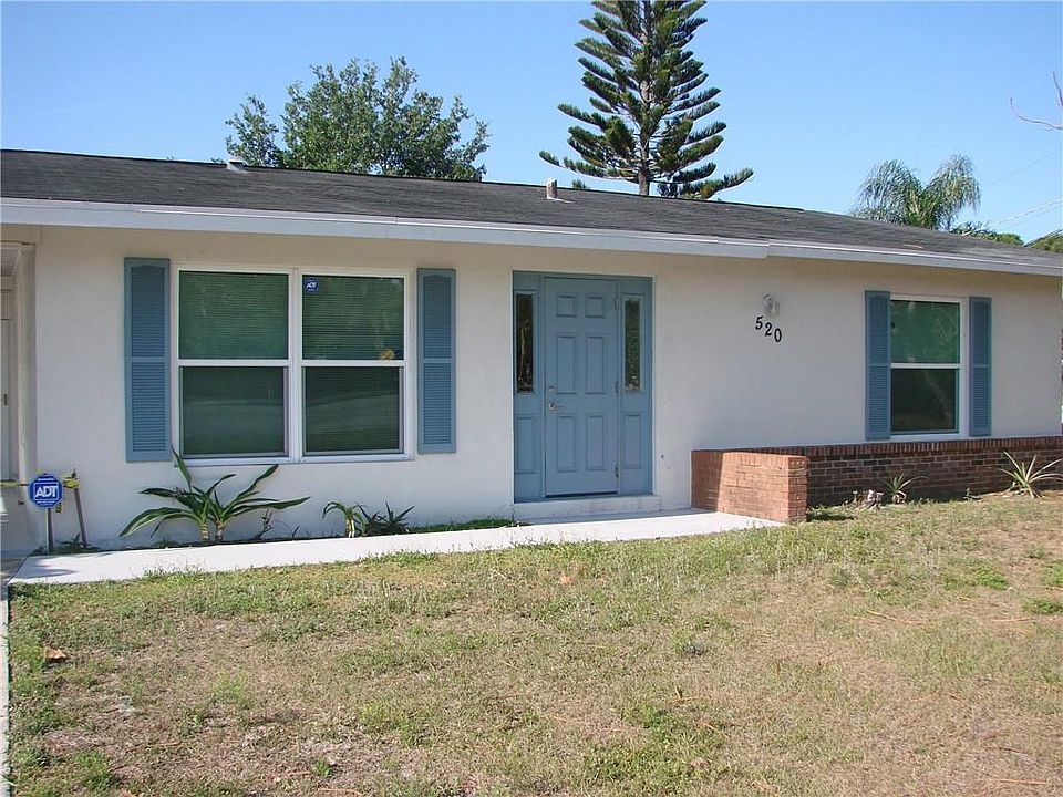 1st image of 520 NW Airoso Blvd