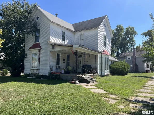 601 E Chestnut St, Olney, IL 62450