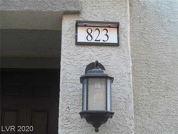 3rd image of 827 Grand Country Ave