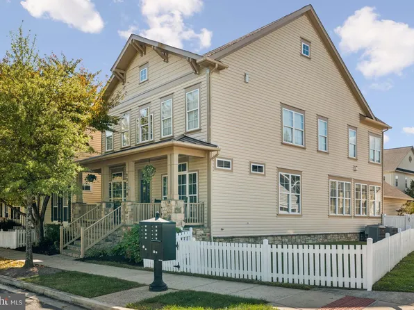 23710 Grapevine Ridge Ter, Clarksburg, MD 20871