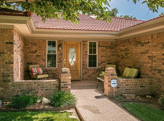 2nd image of 5805 Shady Ln