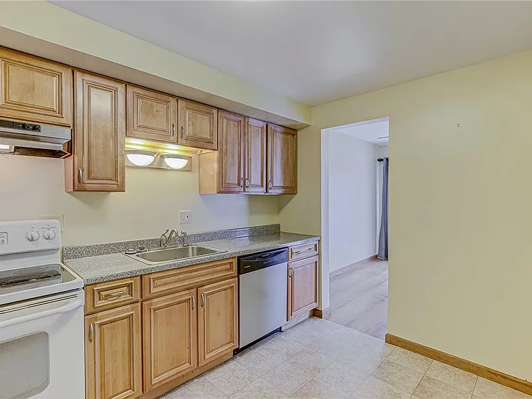 79 Wintergreen Way — Photo 10