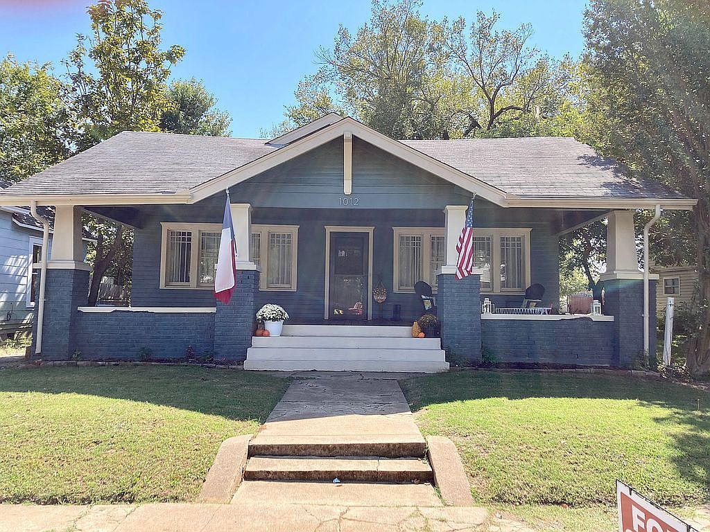 1012 W Gandy St, Denison, TX 75020 Zillow