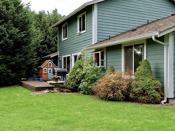 4th image of 5309 170th St E