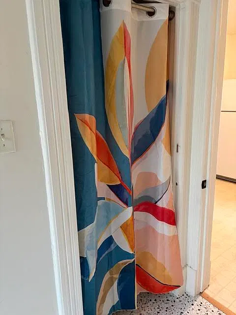 1 bed, 851 sqft, $1,570 — Photo 3