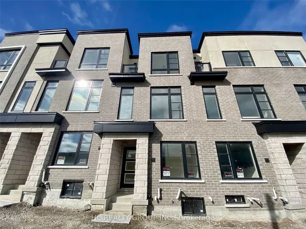 2578 Castlegate Cros, Pickering, ON L1X 0G4