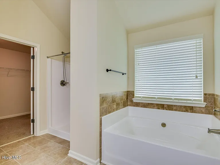 3349 Grove Landing Cir — Photo 21