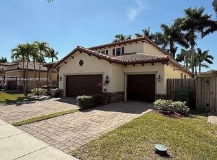 3472 SE 3rd St, Homestead, FL 33033