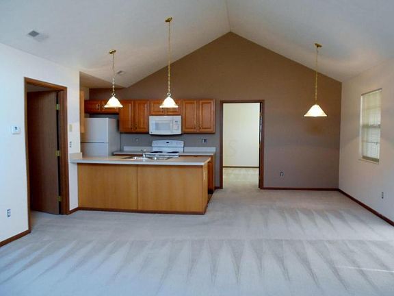 4th image of 1127 Sanderling Dr