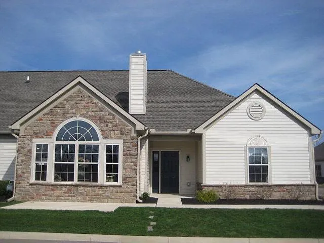 1911 Sussex Way photo 1