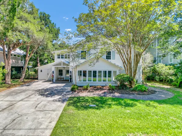 2906 Hartnett Blvd, Isle Of Palms, SC 29451