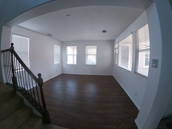 4th image of 15073 Willow Wood Ln