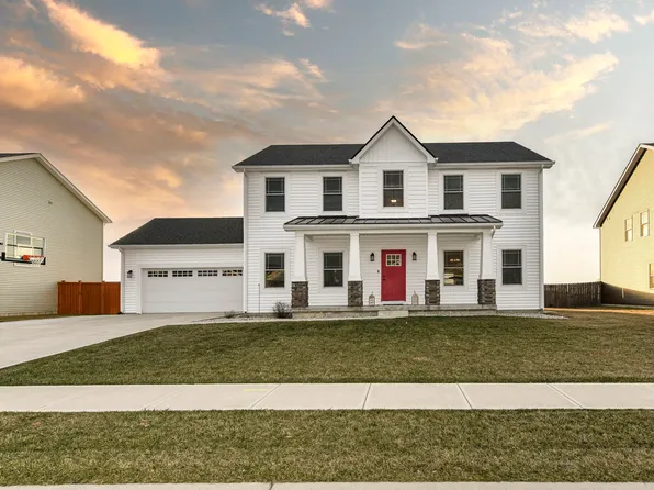 3225 Myrtle Dr, Lapel, IN 46051