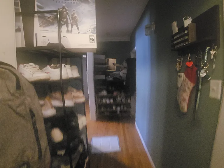 6456 N Hoyne Ave #2 — Photo 2