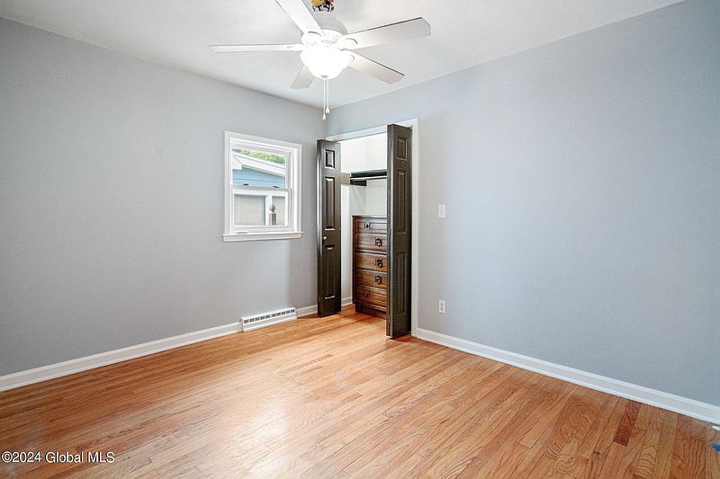 4th image of 417 Twelfth Street