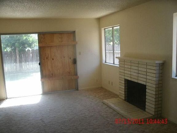 2nd image of 1822 N Recreation Ave