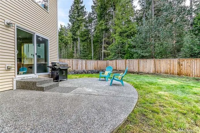 21242 Brevik Pl NW — Photo 14