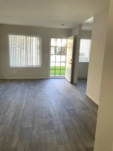 Capitol Ave Apartments Photo 1