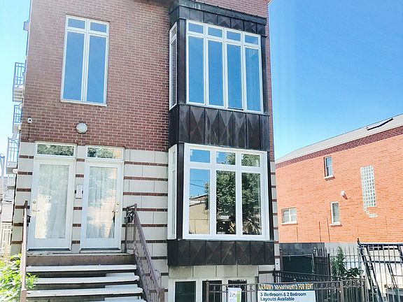 2nd image of 2506 N Greenview Ave #1