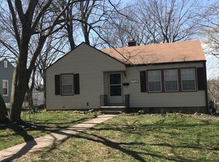 1226 N Pleasant St, Independence, MO 64050
