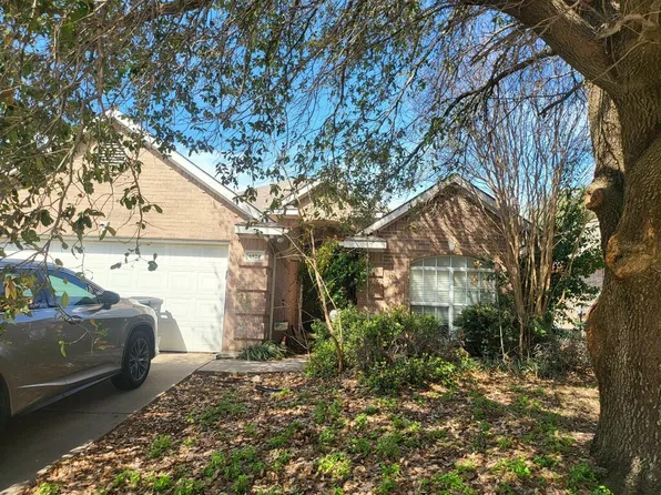 6924 McCracken Ct, Fort Worth, TX 76132
