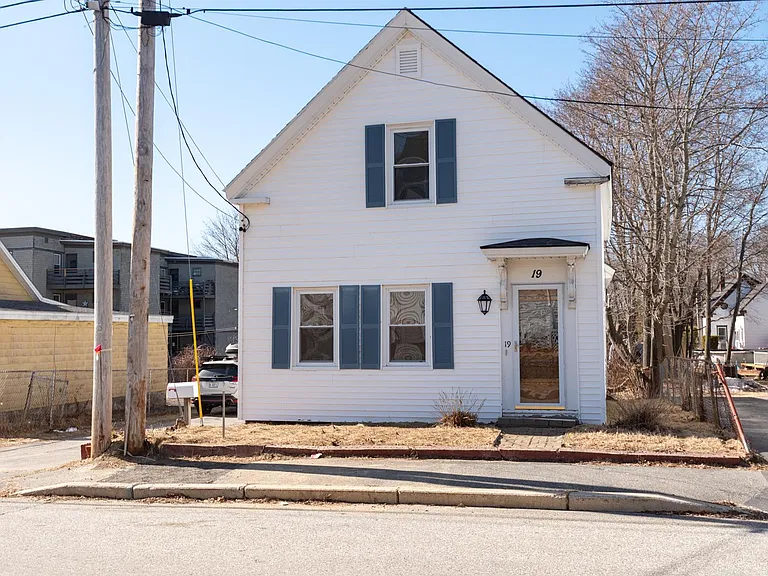 19 Fall St — Photo 13