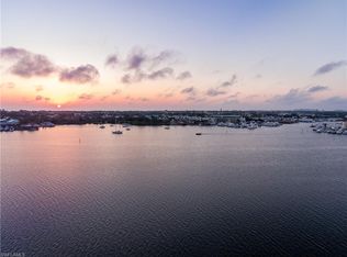 1200 Sandpiper St, Naples, FL 34102