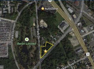 6 N Park Dr, Berlin, NJ 08009