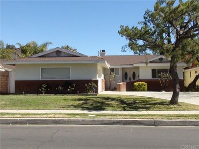 10528 Owensmouth Ave, Chatsworth, CA, 91311