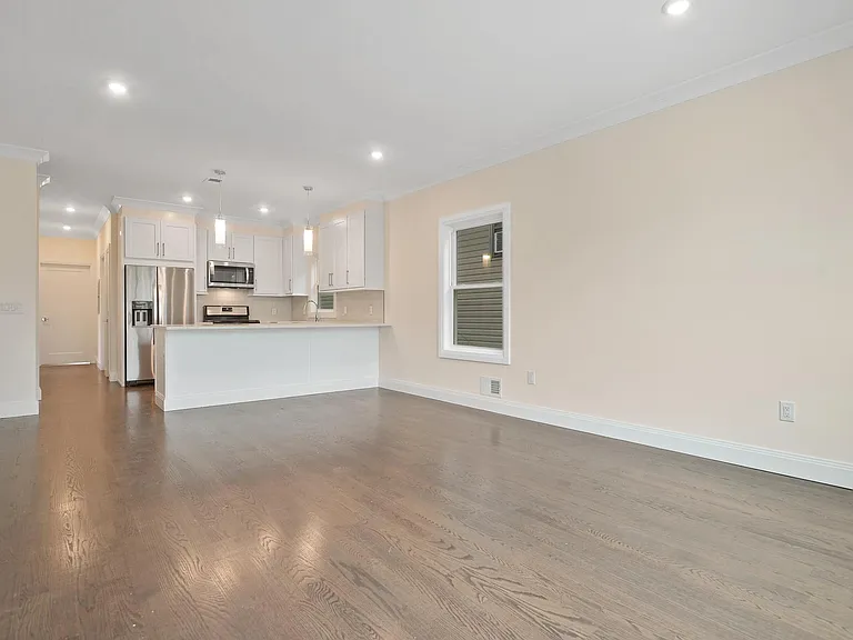 106 Patterson St — Photo 27