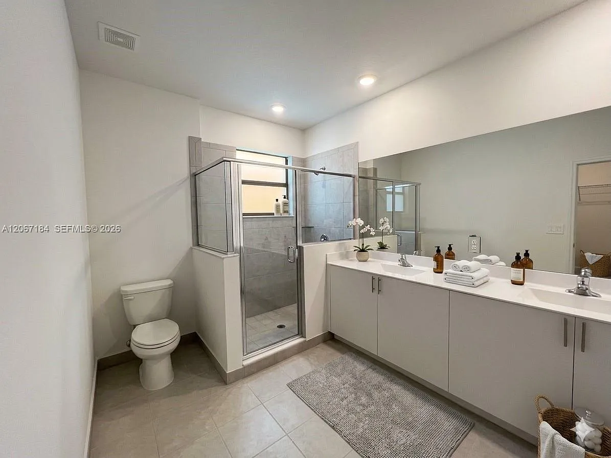 Silver Palm Residential Ho — Photo 2