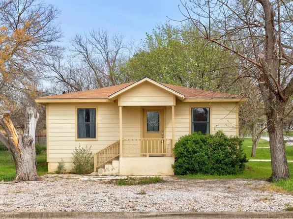 1011 Sherrard St Street, Burnet, TX 78611
