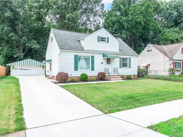6258 Anita Dr, Parma Heights, OH 44130