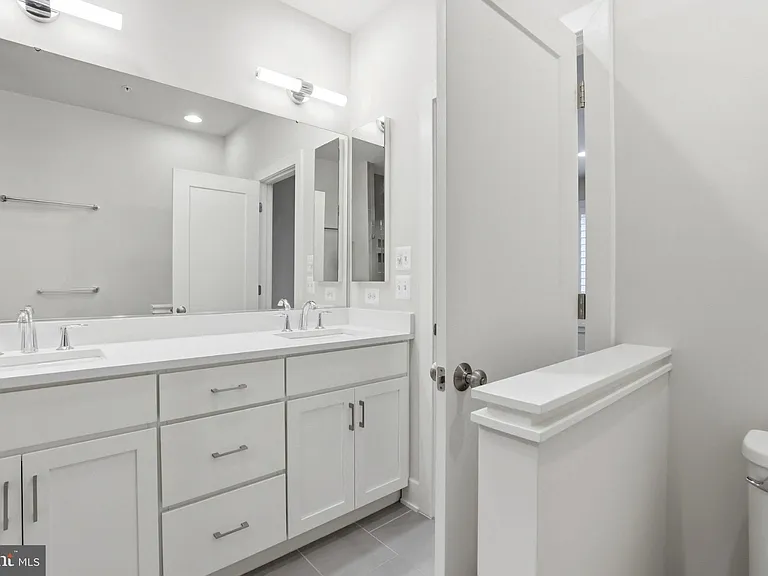6924 Rockledge Dr — Photo 25