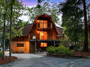 1077 Oak Hill Rd, Lafayette, CA 94549