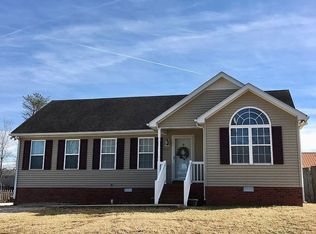 418 N 3rd St, Cave City, KY 42127