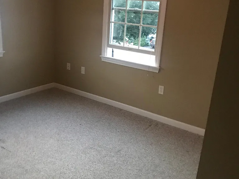 25 Skyline Dr — Photo 3