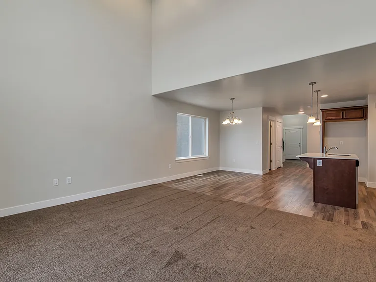 108 N Morning View Dr — Photo 4