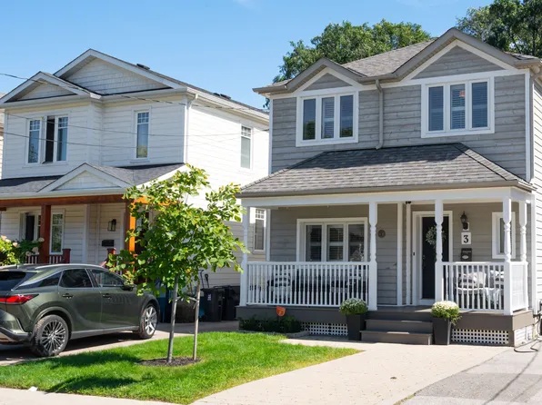 3 Phenix Dr, Toronto, ON M1N 3H7