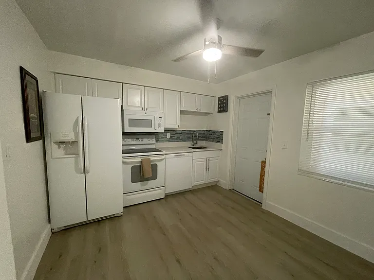 4629 Palm Tree Blvd #2 — Photo 25